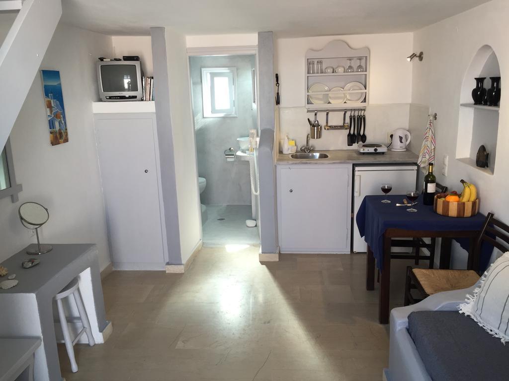 Christos Apartments Oia Экстерьер фото