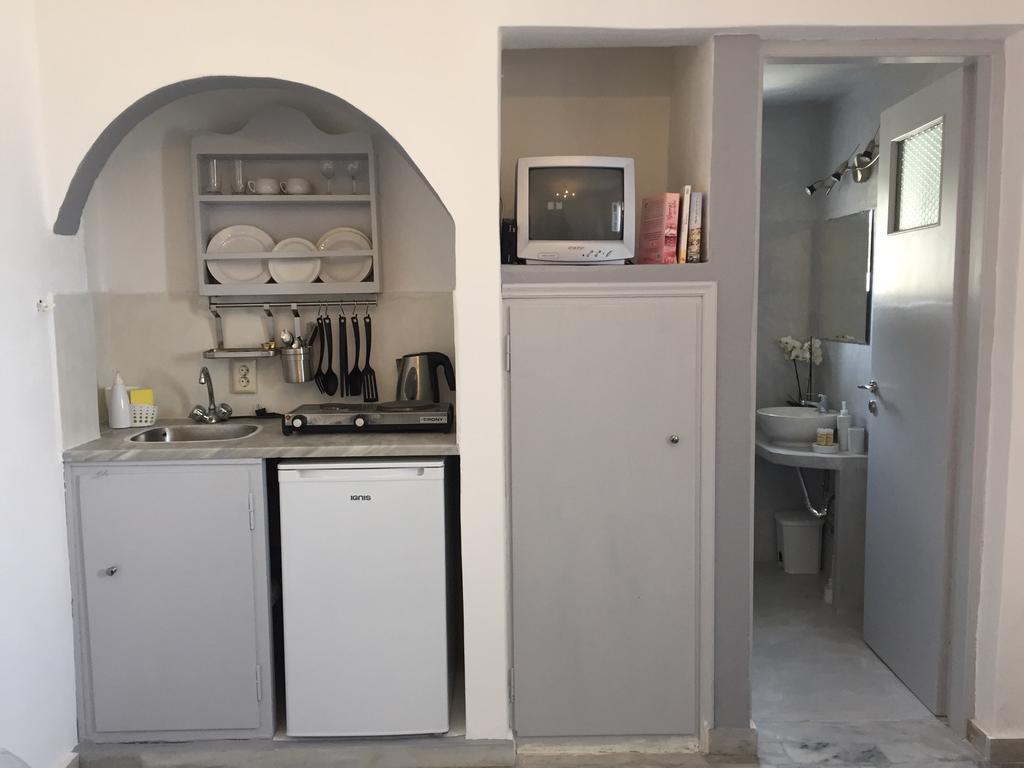 Christos Apartments Oia Экстерьер фото
